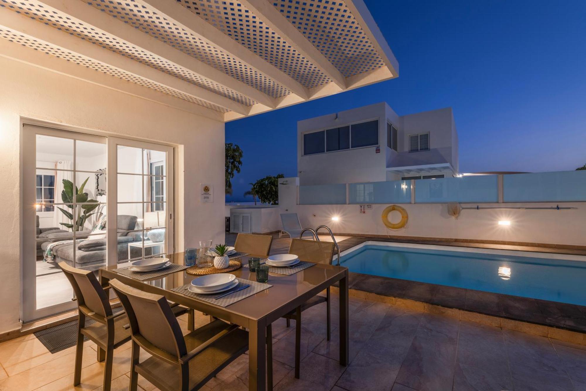 Villa Atlantica - Heated Pool In Playa Blanca Extérieur photo