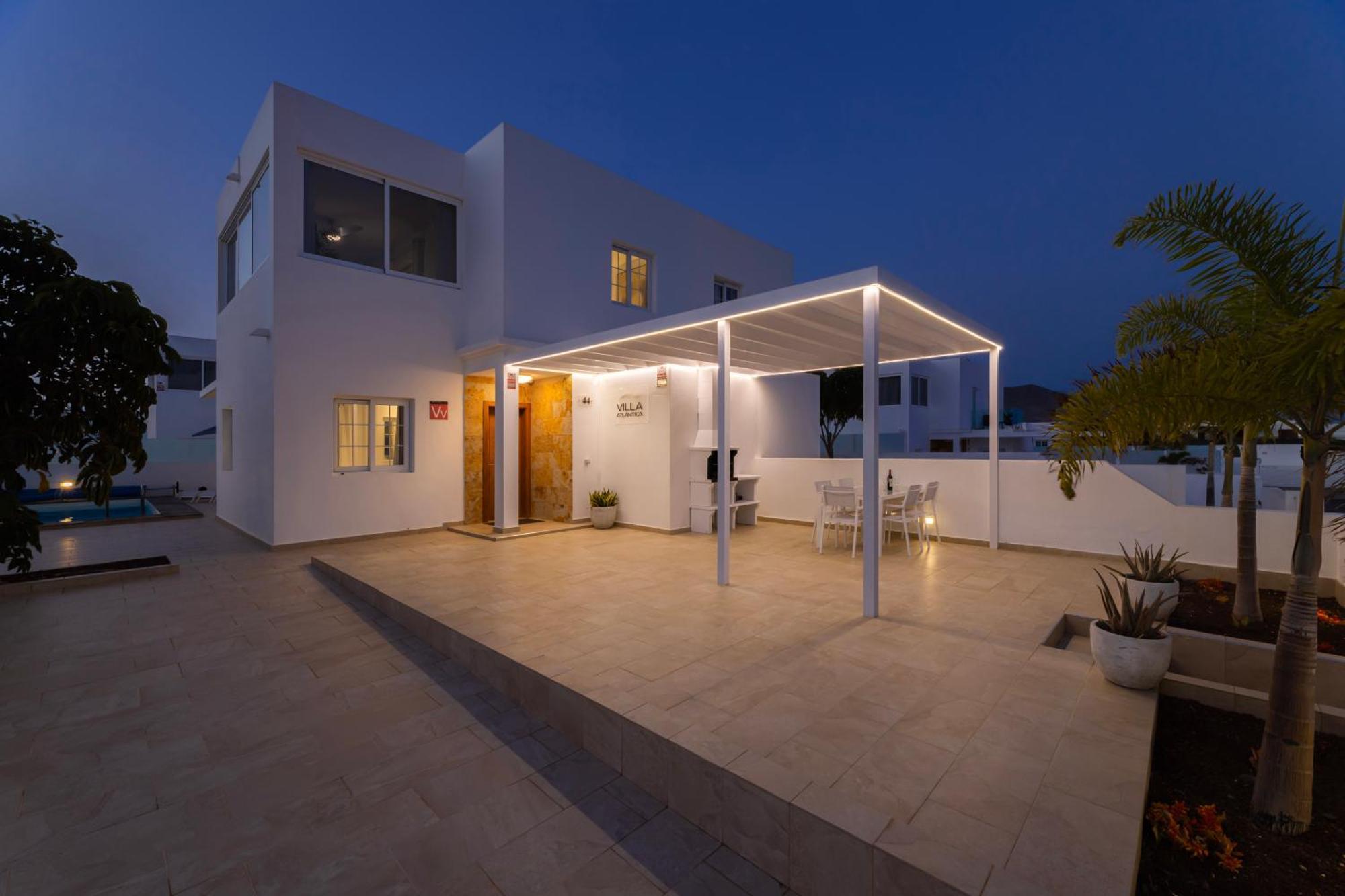 Villa Atlantica - Heated Pool In Playa Blanca Extérieur photo